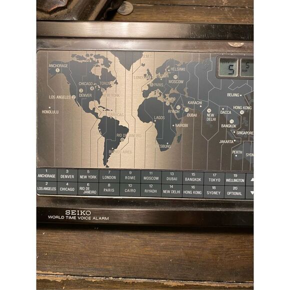 Retro seiko world time voice alarm clock - Picture 5 of 11